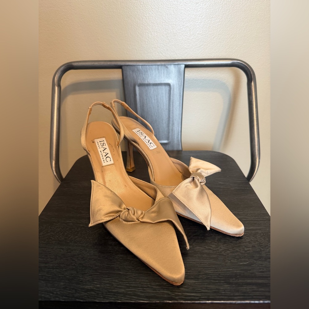 Quiet Luxury Satin Bow Slingback Pumps Champagne | Isaac Mizrahi Italy Wedding
